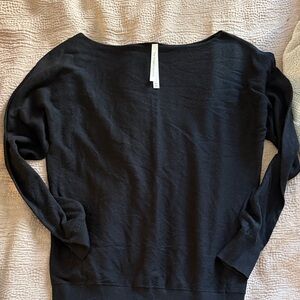 Aritzia Black Babaton Long Sleeve Oversized Sweater